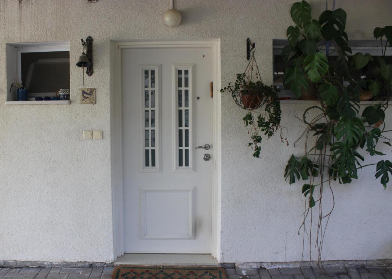شقة Shadmot Devora  في Chez Rothman Sublet المظهر الخارجي الصورة